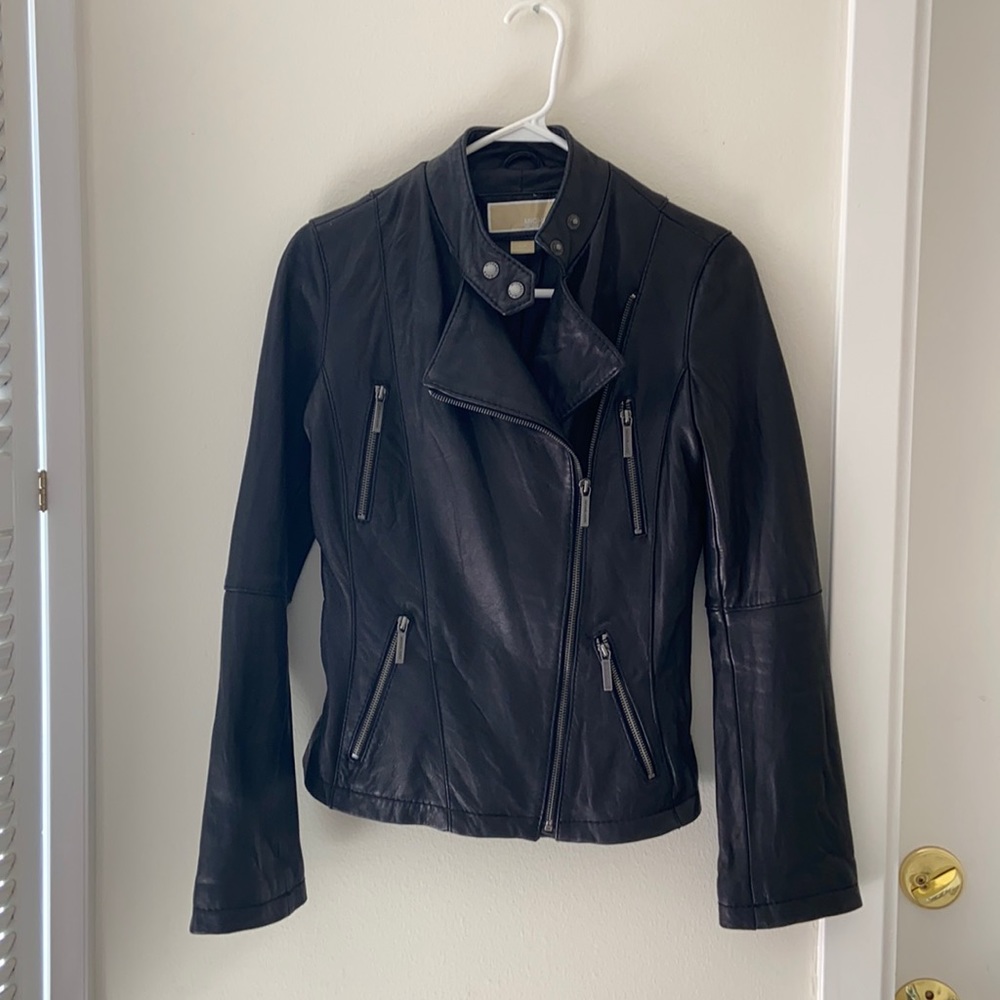 Michael Kors classic leather jacket 🖤